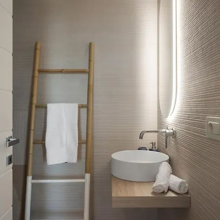 Maison Du Port - Boutique By Homey Experience Apartment *